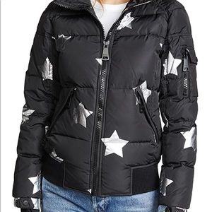 ISO SAM. Freestyle star puffer jacket size small.